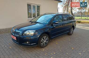 Універсал Toyota Avensis 2008 в Конотопі