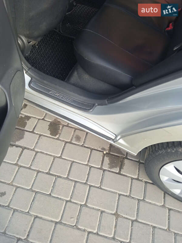 Універсал Toyota Avensis 2006 в Кам'янці-Бузькій