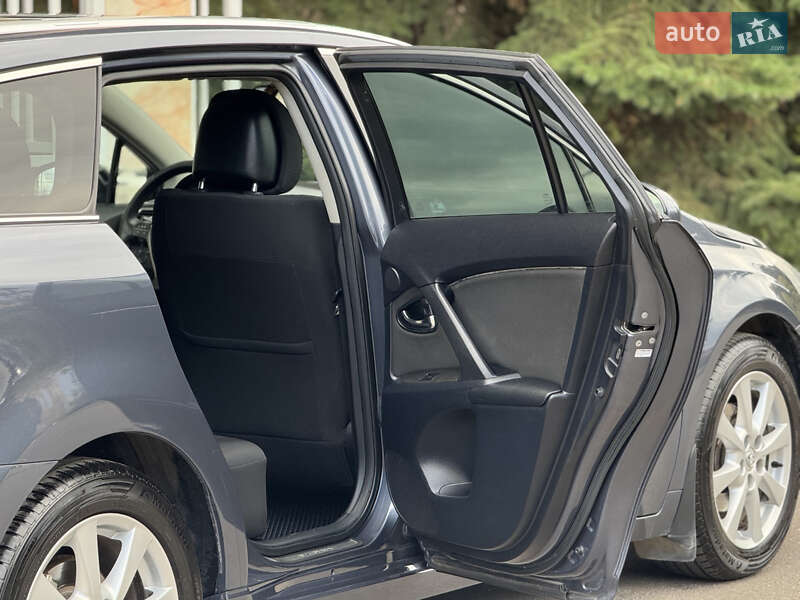 Универсал Toyota Avensis 2009 в Тернополе