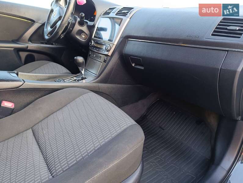 Универсал Toyota Avensis 2010 в Радивилове фото 35 Универсал Toyota Avensis 2010 в Радивилове