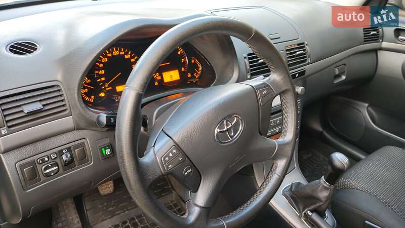 Седан Toyota Avensis 2006 в Харкові фото 2 Седан Toyota Avensis 2006 в Харкові