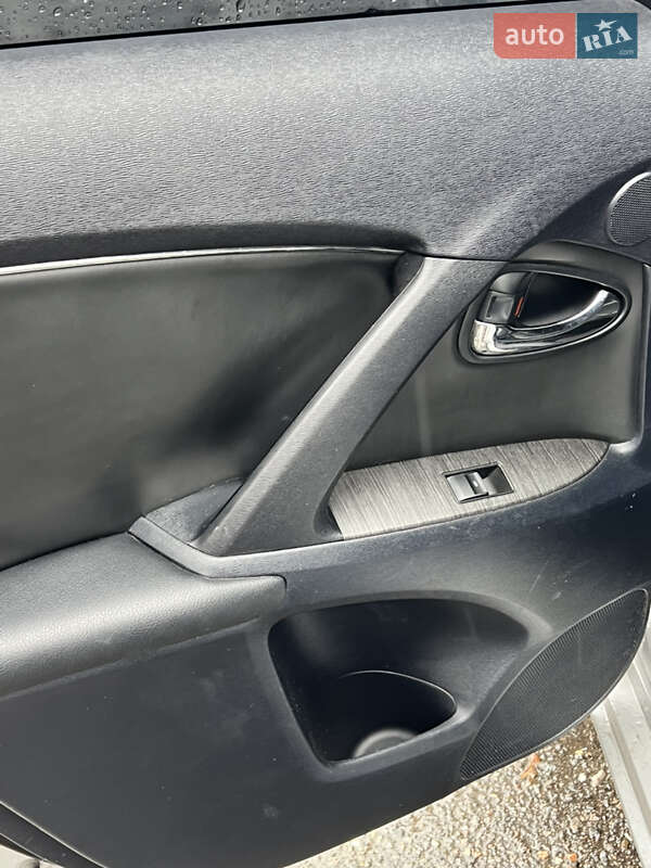 Универсал Toyota Avensis 2009 в Одессе