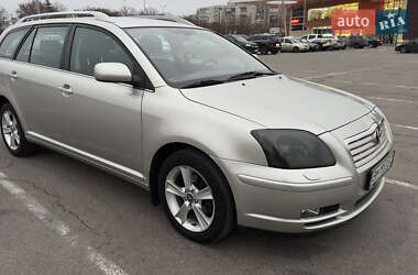 Универсал Toyota Avensis 2004 в Сумах