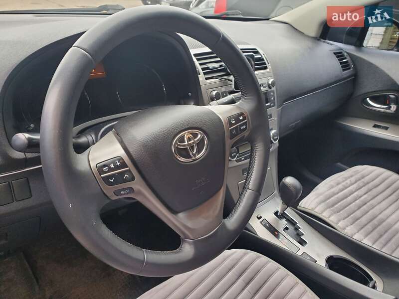 Седан Toyota Avensis 2010 в Виннице фото 9 Седан Toyota Avensis 2010 в Виннице