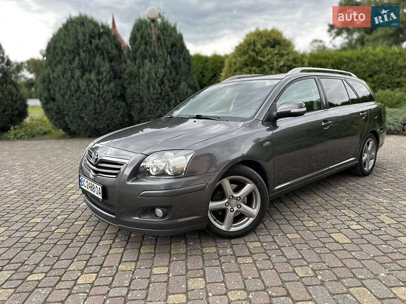Универсал Toyota Avensis 2008 в Львове