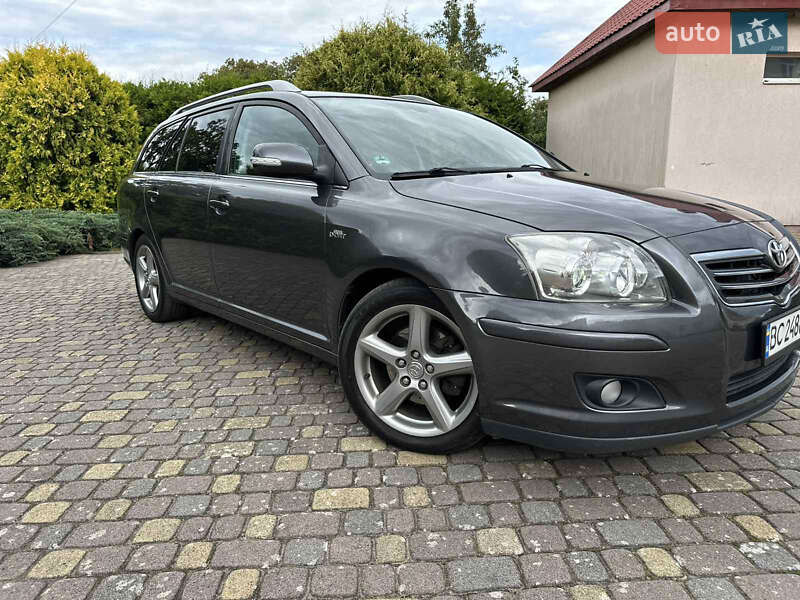 Универсал Toyota Avensis 2008 в Львове