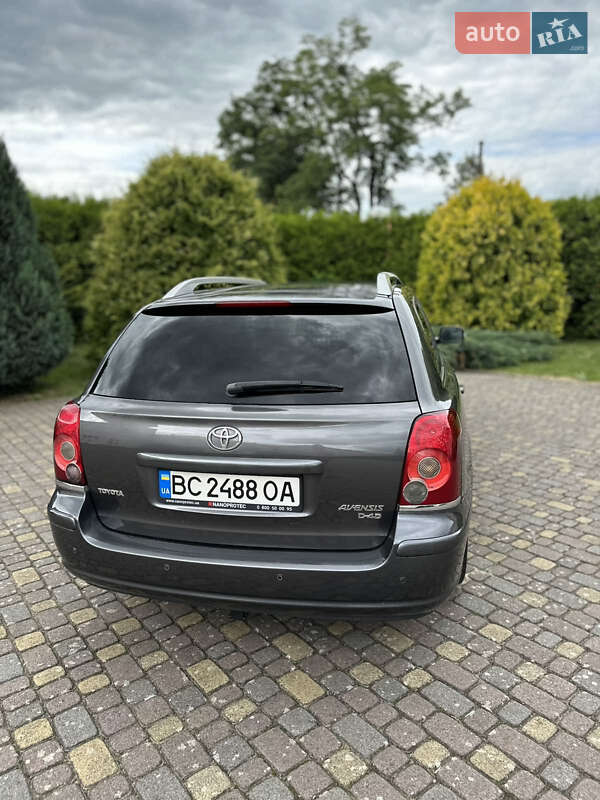 Универсал Toyota Avensis 2008 в Львове