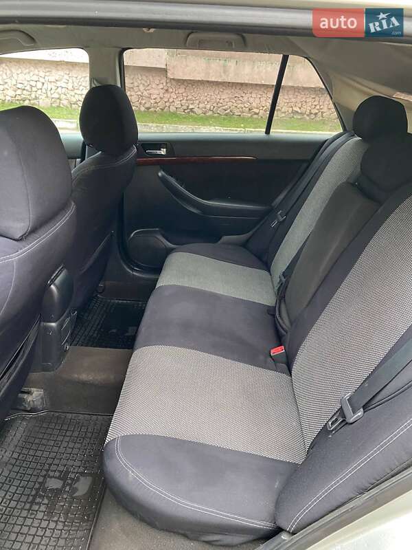 Универсал Toyota Avensis 2005 в Каменском фото 12 Универсал Toyota Avensis 2005 в Каменском