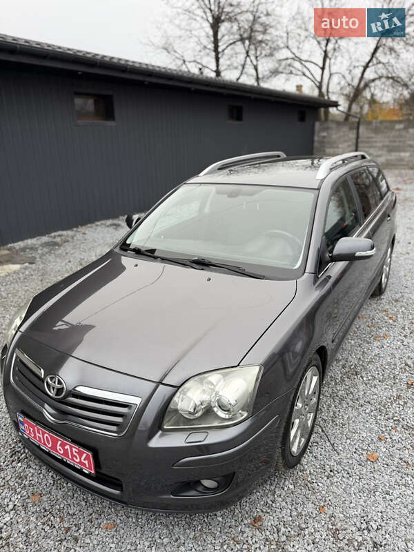 Универсал Toyota Avensis 2007 в Луцке