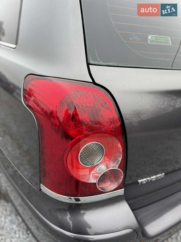 Универсал Toyota Avensis 2007 в Луцке