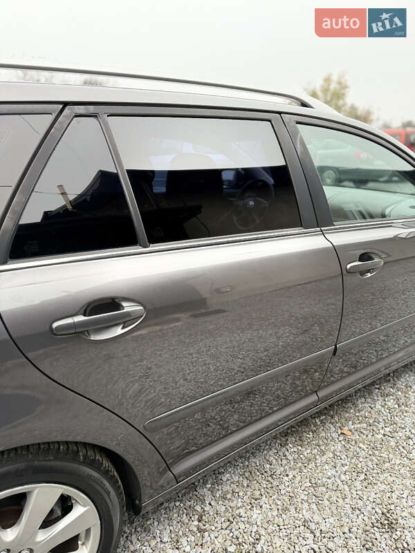 Универсал Toyota Avensis 2007 в Луцке