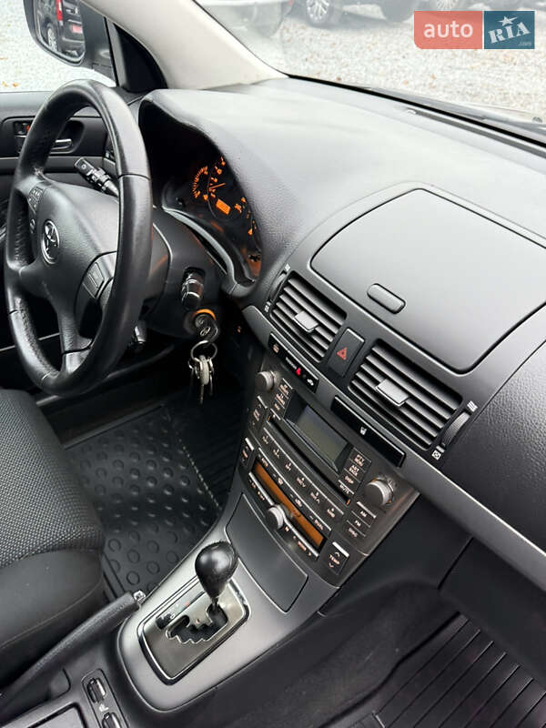 Универсал Toyota Avensis 2007 в Луцке