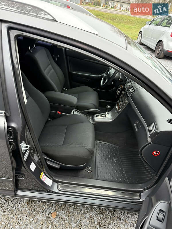 Универсал Toyota Avensis 2007 в Луцке