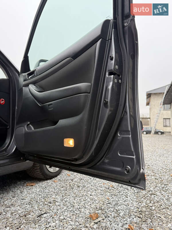 Универсал Toyota Avensis 2007 в Луцке