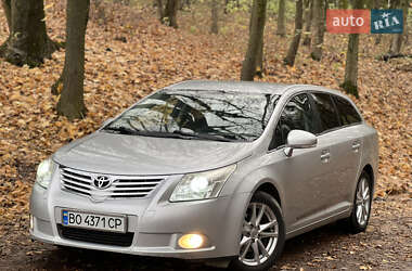 Универсал Toyota Avensis 2010 в Тернополе