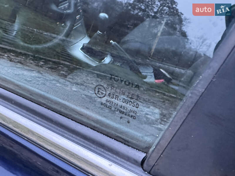 Універсал Toyota Avensis 2006 в Полтаві