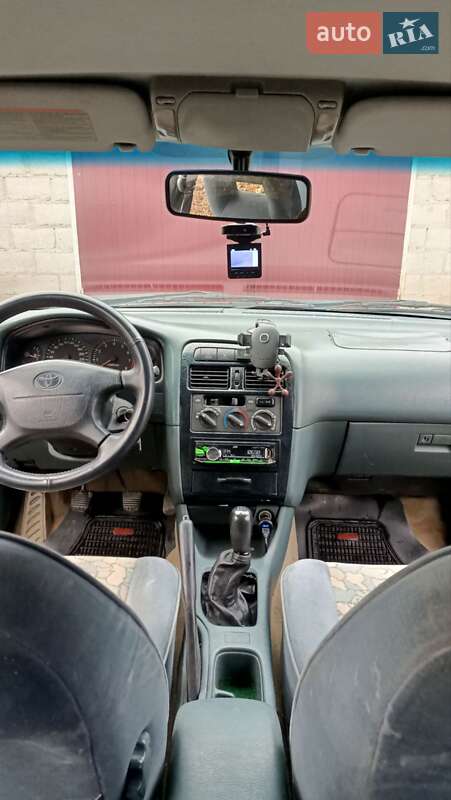 Лифтбек Toyota Avensis 1998 в Черняхове фото 7 Лифтбек Toyota Avensis 1998 в Черняхове