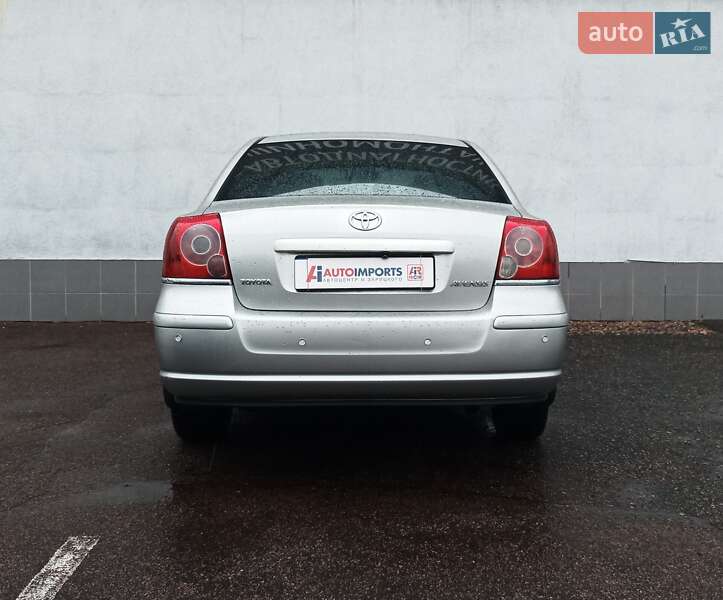 Седан Toyota Avensis 2007 в Киеве