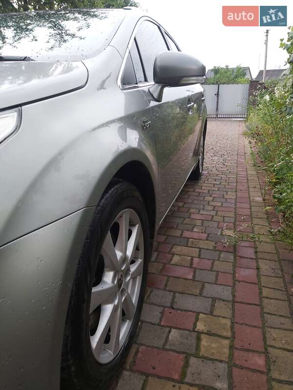 Универсал Toyota Avensis 2009 в Луцке