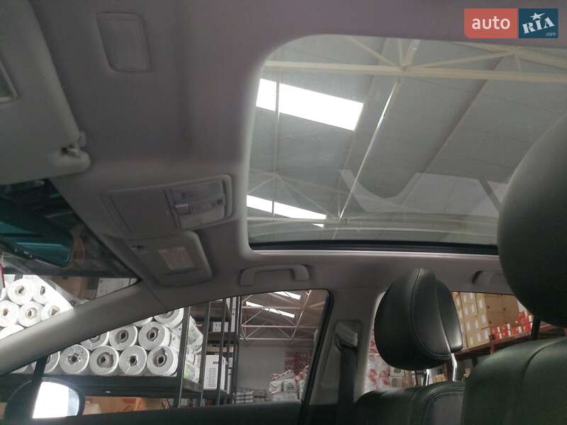 Универсал Toyota Avensis 2009 в Луцке