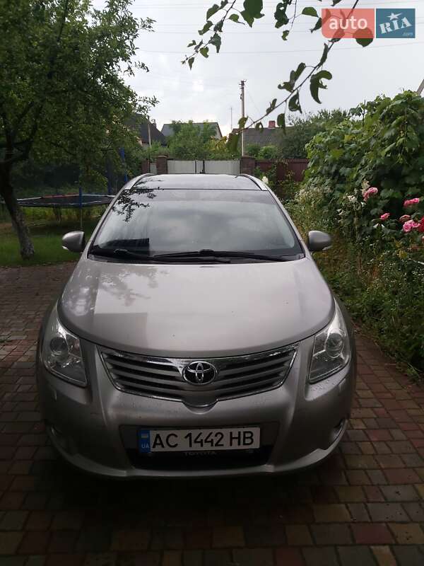 Универсал Toyota Avensis 2009 в Луцке