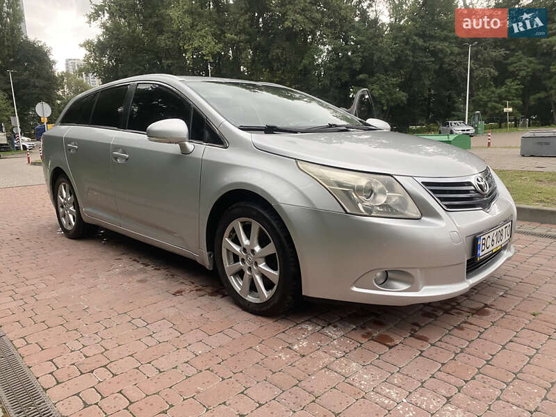 Универсал Toyota Avensis 2010 в Киеве фото 3 Универсал Toyota Avensis 2010 в Киеве