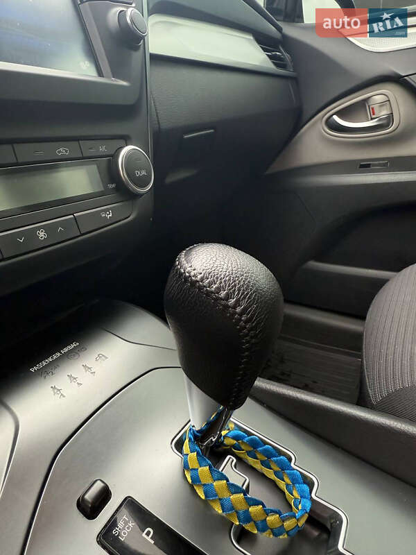 Седан Toyota Avensis 2016 в Благовещенском