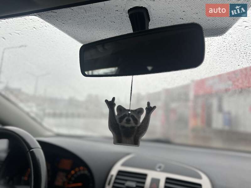 Универсал Toyota Avensis 2010 в Тернополе