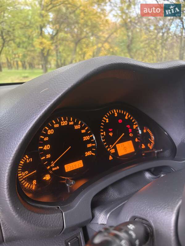 Ліфтбек Toyota Avensis 2008 в Кропивницькому фото 4 Ліфтбек Toyota Avensis 2008 в Кропивницькому