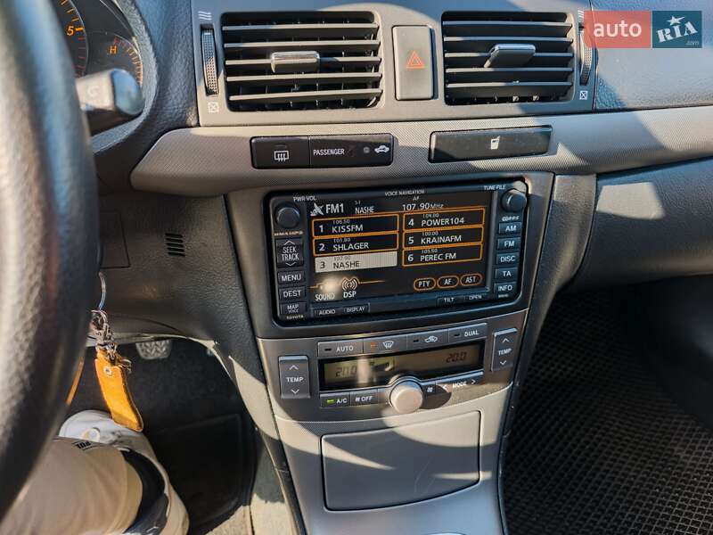 Универсал Toyota Avensis 2009 в Киеве