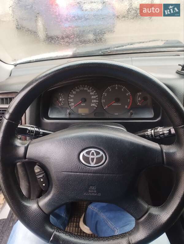 Универсал Toyota Avensis 2000 в Ивано-Франковске фото 10 Универсал Toyota Avensis 2000 в Ивано-Франковске