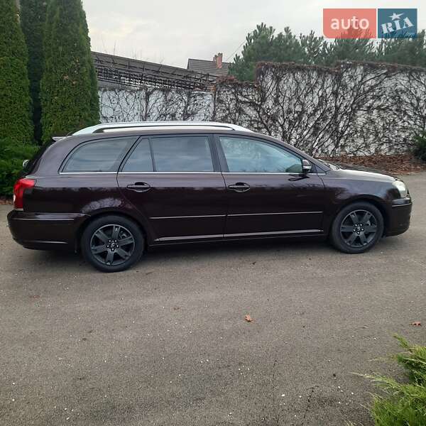 Универсал Toyota Avensis 2006 в Харькове