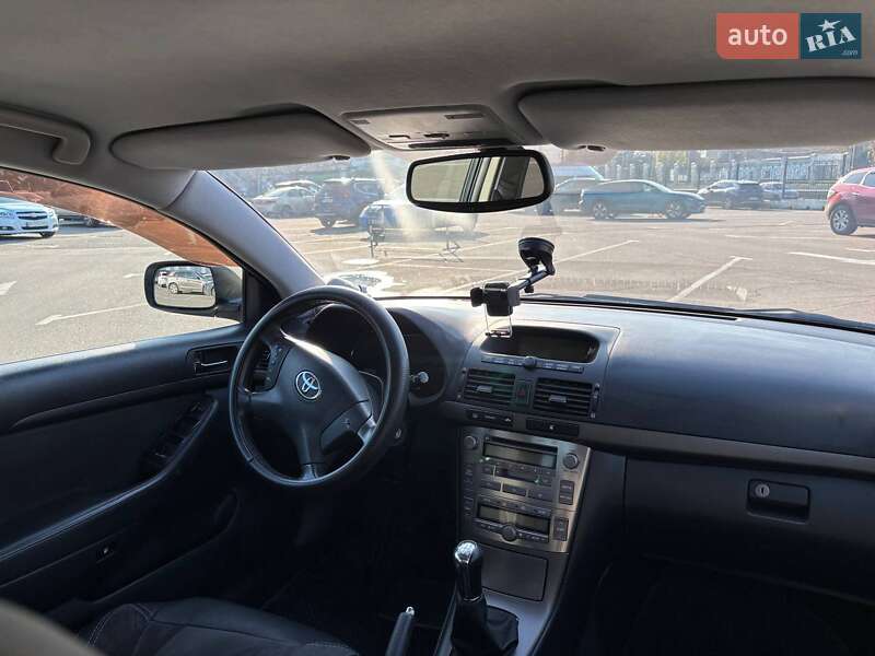 Седан Toyota Avensis 2005 в Одессе фото 15 Седан Toyota Avensis 2005 в Одессе