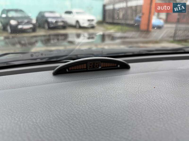 Седан Toyota Avensis 2007 в Одесі