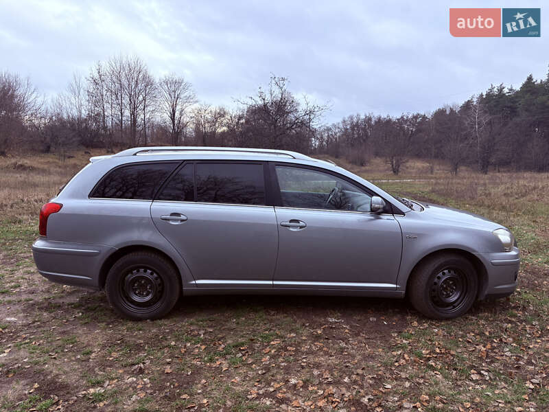 Универсал Toyota Avensis 2007 в Миргороде