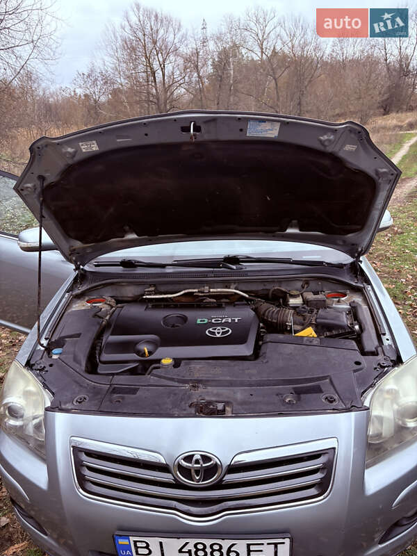 Универсал Toyota Avensis 2007 в Миргороде