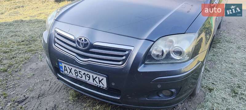 Универсал Toyota Avensis 2007 в Изюме