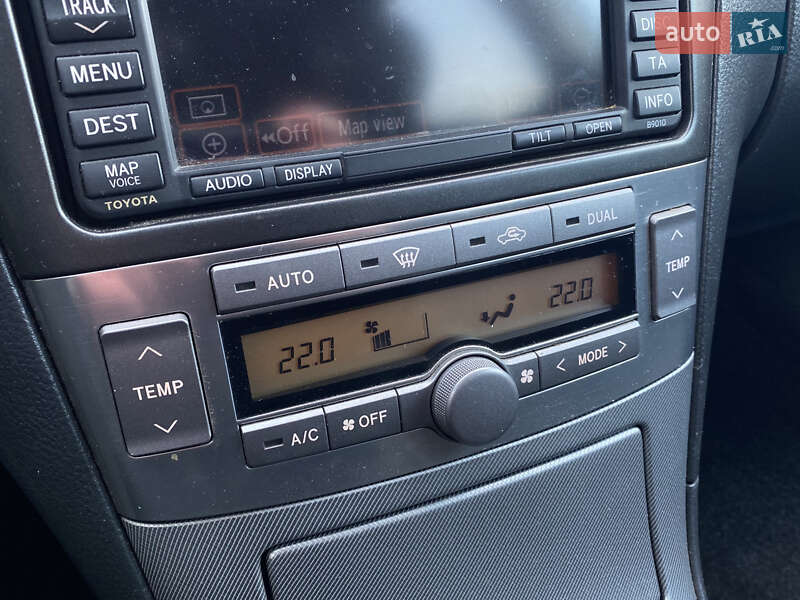 Универсал Toyota Avensis 2008 в Киеве