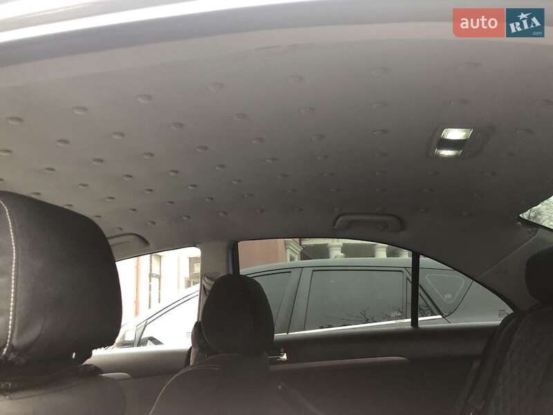 Седан Toyota Avensis 2007 в Кропивницком фото 4 Седан Toyota Avensis 2007 в Кропивницком