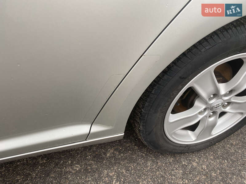 Ліфтбек Toyota Avensis 2006 в Новоархангельську