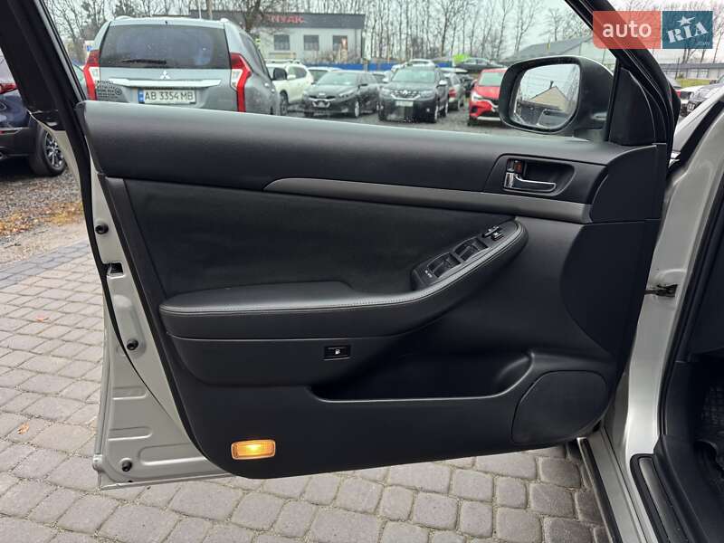 Универсал Toyota Avensis 2007 в Виннице