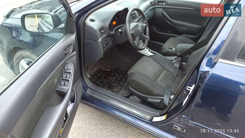 Универсал Toyota Avensis 2006 в Броварах
