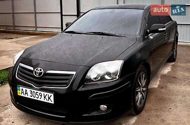 Седан Toyota Avensis 2008 в Переяславе