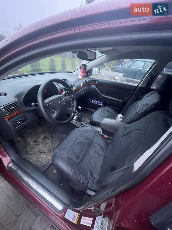 Универсал Toyota Avensis 2004 в Мостиске фото 35 Универсал Toyota Avensis 2004 в Мостиске