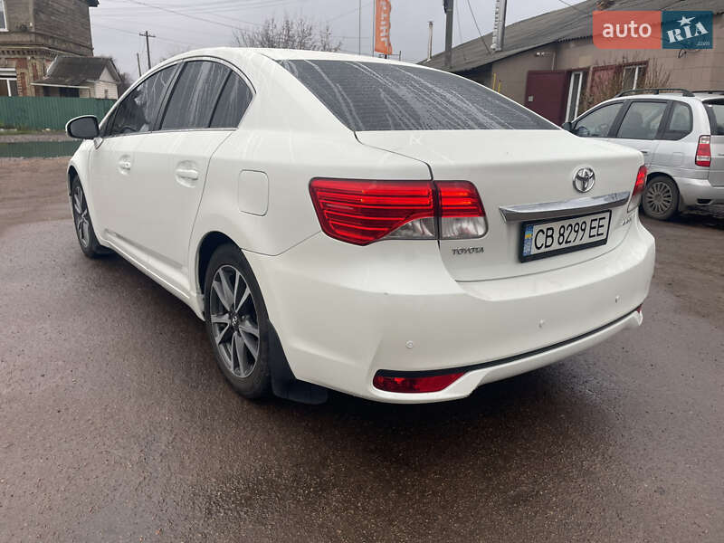Седан Toyota Avensis 2013 в Бахмаче