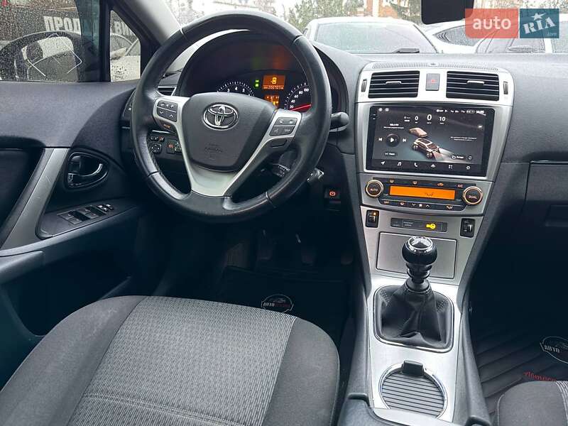 Седан Toyota Avensis 2013 в Харькове фото 24 Седан Toyota Avensis 2013 в Харькове