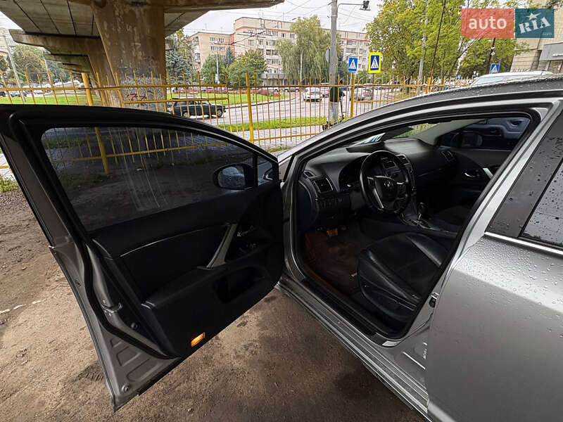 Седан Toyota Avensis 2012 в Львове фото 9 Седан Toyota Avensis 2012 в Львове