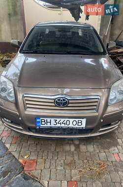 Седан Toyota Avensis 2003 в Таирово