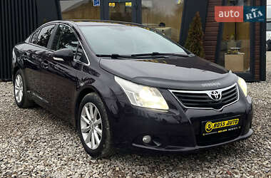 Седан Toyota Avensis 2009 в Коломиї