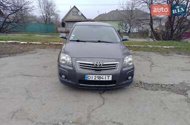Лифтбек Toyota Avensis 2008 в Новой Ушице